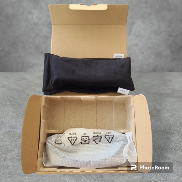 Sony TDG-BR100 3D Glasses (x2) NIB Tag has not been pulled from batteries yet - Picture 9 of 9